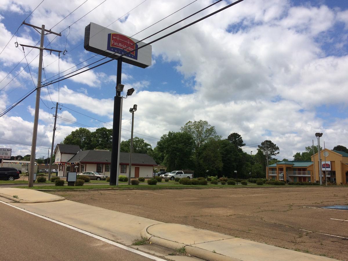 Fairbridge Inn Express Natchez Exterior photo